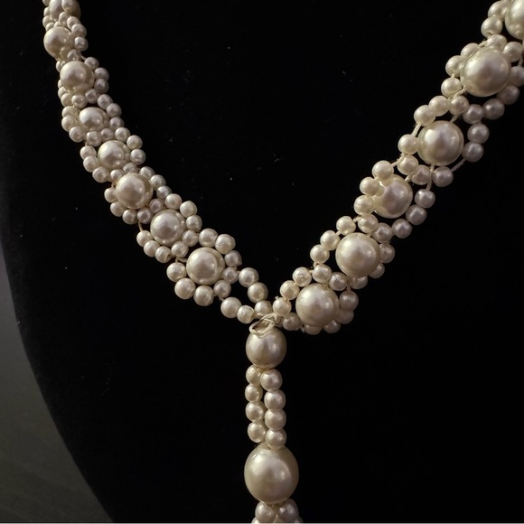 ⚜️3 for $30⚜️ Cream Faux Pearl Tassel Necklace - Picture 5 of 10
